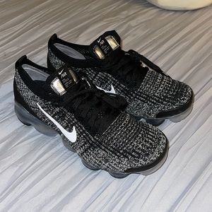 Nike Womens Vapormax